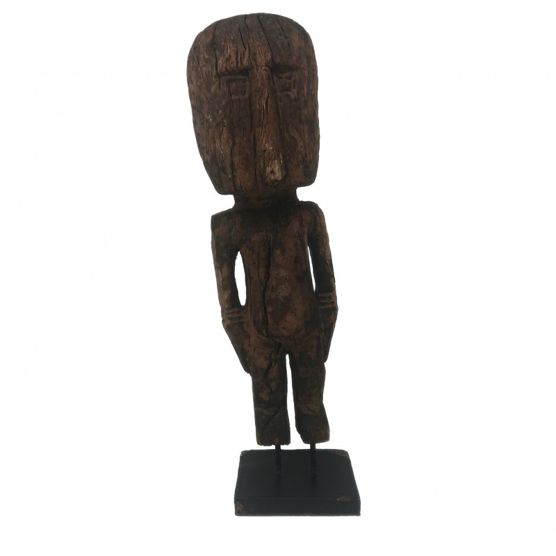 PRIMITIVE WOOD SKEW STATUE